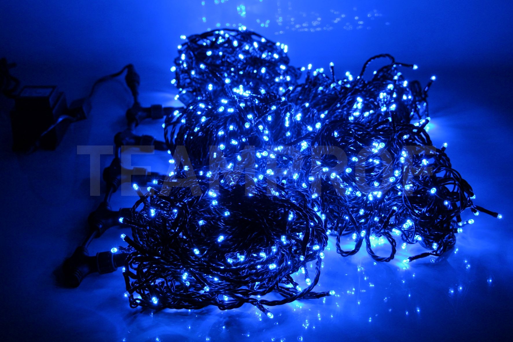 Светодиодная гирлянда TeamProf 5 Нитей по 20 м, 1000 LED, 24 В, синяя, чёрный провод TPF-S5*20-B/B