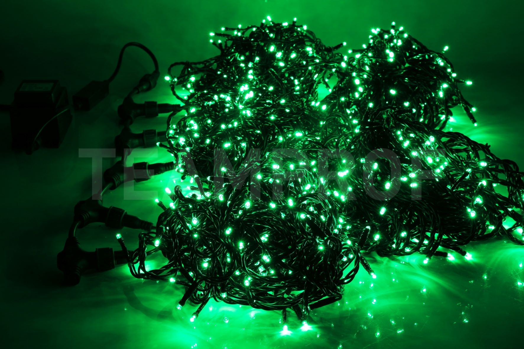 Светодиодная гирлянда TeamProf 5 Нитей по 20 м, 1000 LED, 24 В, зелёная, чёрный провод TPF-S5*20-B/G