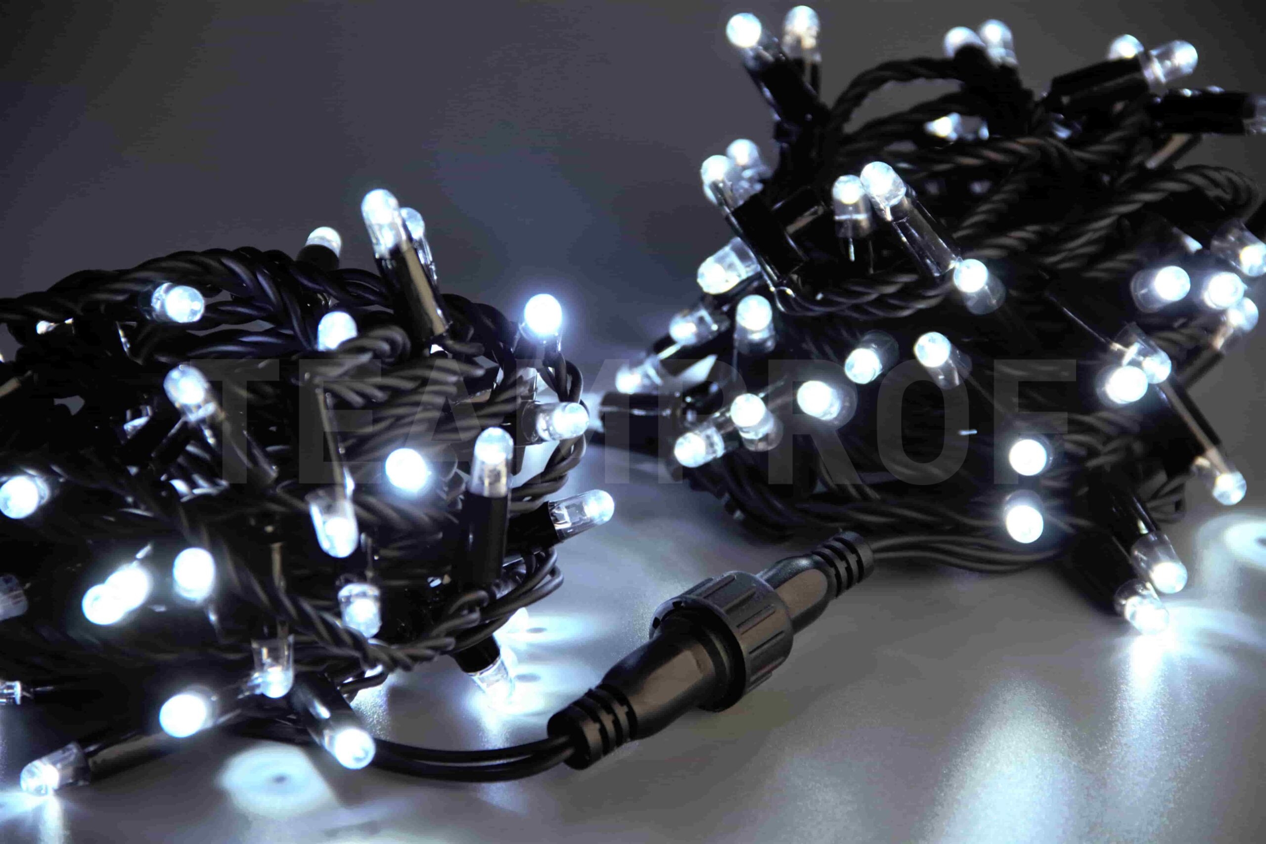 Светодиодная гирлянда TeamProf 10 м, 100 LED, 220В, соединяемая, белая, чёрный резиновый провод 2,3мм TPF-S10C-220V-SRB/W